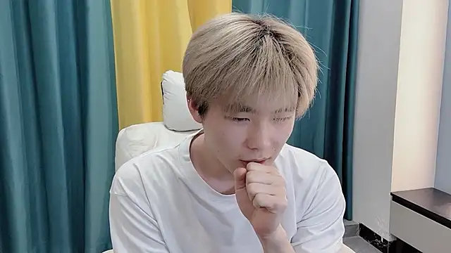 Snapshot of xiaoyang5200 chatting on 10, 3, 2026 xiaoyang5200 online show from 10, 3, 2026