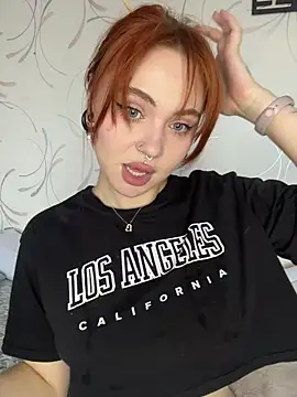 LunaMillie online show from 4, 3, 2026