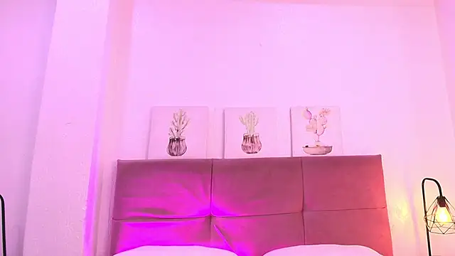 CamiilaGlow online show from 27, 9, 2025