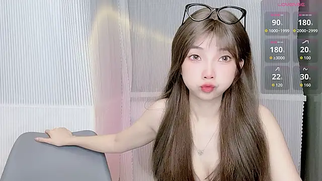 Snapshot of Janisa__PZ chatting on 6, 11, 2025 Janisa PZ online show from 6, 11, 2025