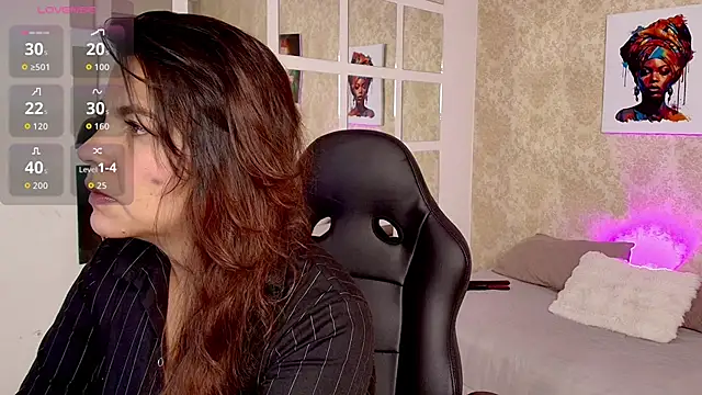 Snapshot of SecretObsession_Eup chatting on 22, 10, 2025 SecretObsession Eup online show from 22, 10, 2025