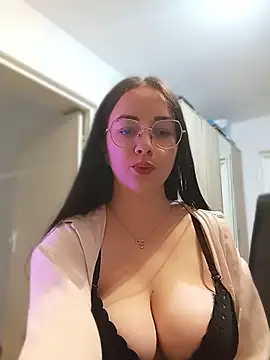 IvyClouds online show from 12, 6, 2026