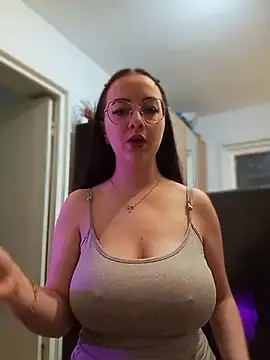 IvyClouds online show from 21, 6, 2026