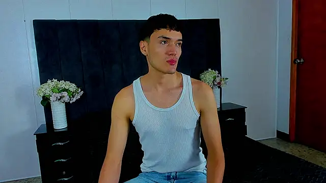 Jacksonflorez online show from 8, 9, 2025