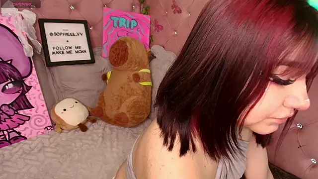 Snapshot of sophiievv chatting on 24, 10, 2025 sophiievv online show from 24, 10, 2025