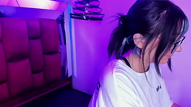 sophiievv online show from 30, 4, 2026