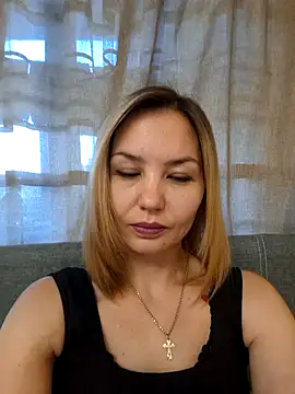 VeroLoverx online show from 8, 9, 2025