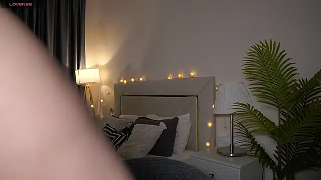 Snapshot of Alissa_S chatting on 7, 12, 2024 Alissa S online show from 7, 12, 2024