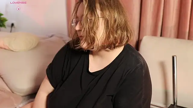 Snapshot of Alissa_S chatting on 5, 3, 2025 Alissa S online show from 5, 3, 2025