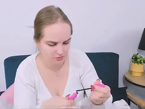 AliceCrazy69 online show from 6, 1, 2026