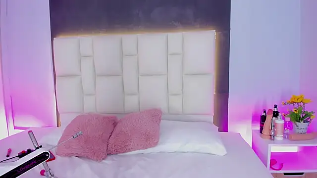 Snapshot of SammyRose_ chatting on 3, 10, 2025 SammyRose online show from 3, 10, 2025