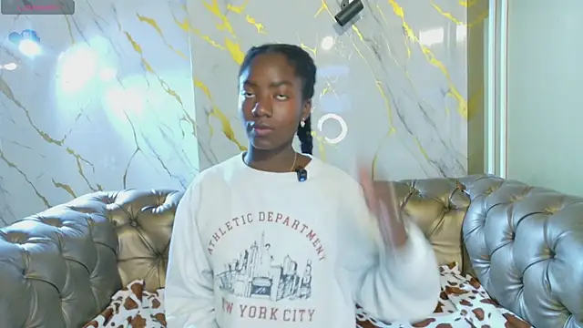 Snapshot of katia_green1 chatting on 2, 2, 2026 katia green1 online show from 2, 2, 2026