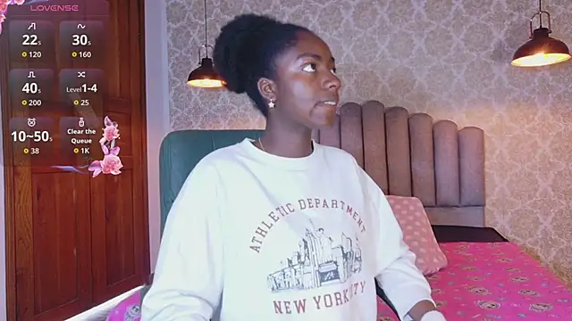 Snapshot of katia_green1 chatting on 28, 3, 2026 katia green1 online show from 28, 3, 2026