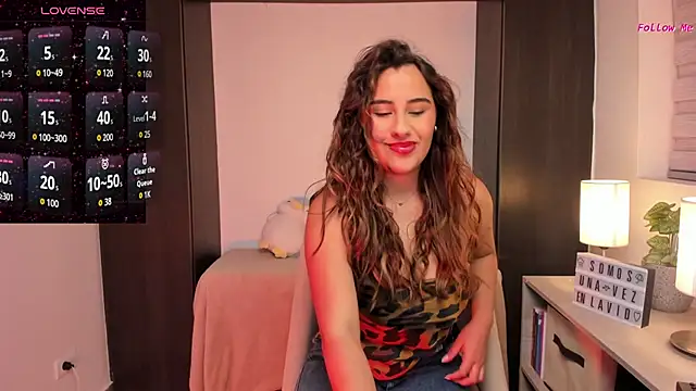 Snapshot of _Sara_london_ chatting on 21, 9, 2025  Sara london  online show from 21, 9, 2025