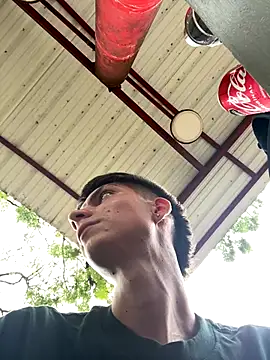 Snapshot of Luck__090 chatting on 22, 9, 2025 Luck 090 online show from 22, 9, 2025