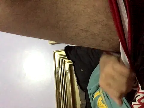 FlungBergenia online show from 7, 11, 2025