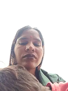 Snapshot of Hot_Seema83 chatting on 25, 10, 2025 Hot Seema83 online show from 25, 10, 2025