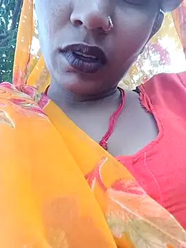 Snapshot of Hot_Seema83 chatting on 26, 10, 2025 Hot Seema83 online show from 26, 10, 2025