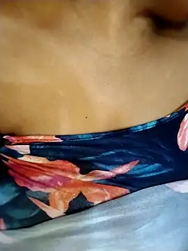 BeverlyQueen14 online show from 14, 12, 2025