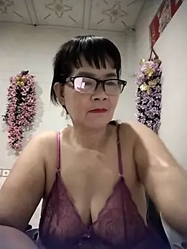 Ki xxx online show from 6, 11, 2025