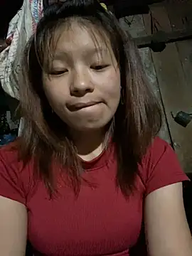 Snapshot of Mai_bb chatting on 15, 10, 2025 Mai bb online show from 15, 10, 2025