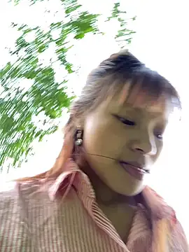 Snapshot of Mai_bb chatting on 29, 10, 2025 Mai bb online show from 29, 10, 2025