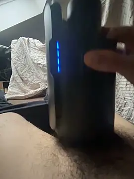 Snapshot of eltet12 chatting on 2, 11, 2025 eltet12 online show from 2, 11, 2025