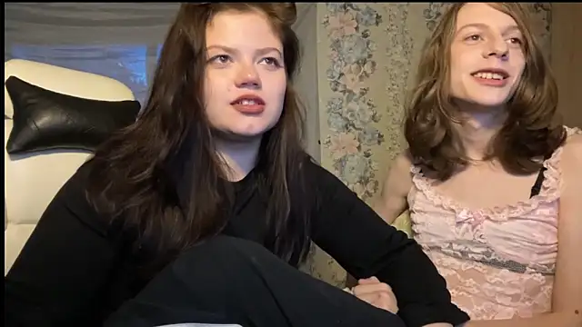 Snapshot of GoddessDarina chatting on 19, 9, 2025 GoddessDarina online show from 19, 9, 2025