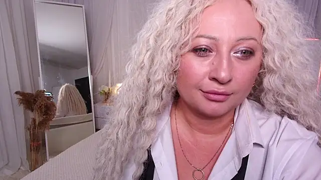 Lilit 1Love online show from 27, 9, 2025