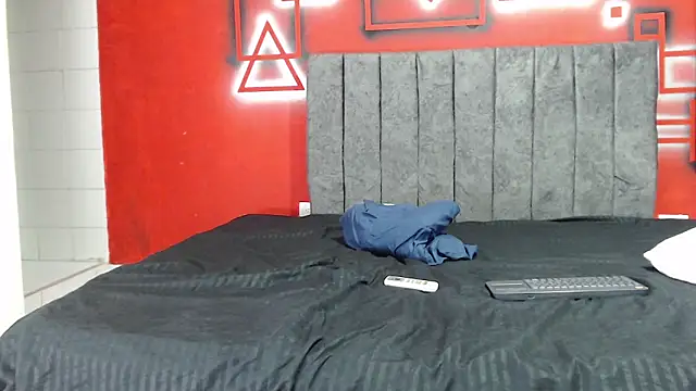 catalina hard love online show from 2, 10, 2025