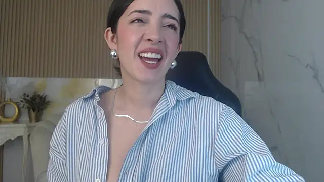 sara lopez s online show from 8, 5, 2026