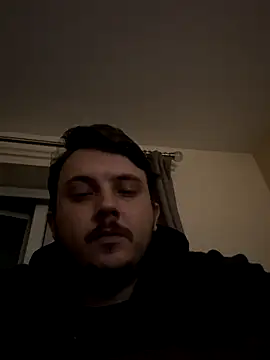 Snapshot of XXKieran chatting on 2, 11, 2025 XXKieran online show from 2, 11, 2025