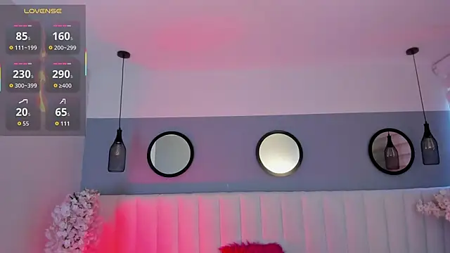 Snapshot of Mila_Hank_ chatting on 9, 11, 2025 Mila Hank online show from 9, 11, 2025