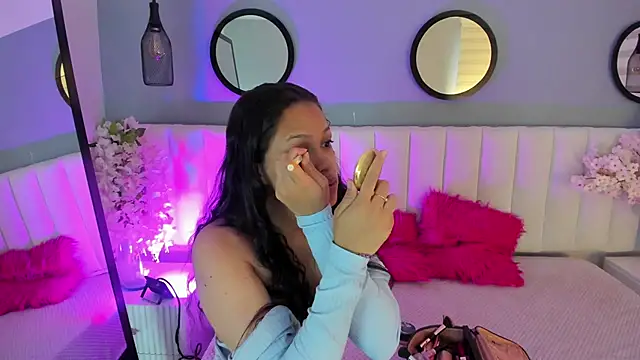 Snapshot of Mila_Hank_ chatting on 27, 11, 2025 Mila Hank online show from 27, 11, 2025