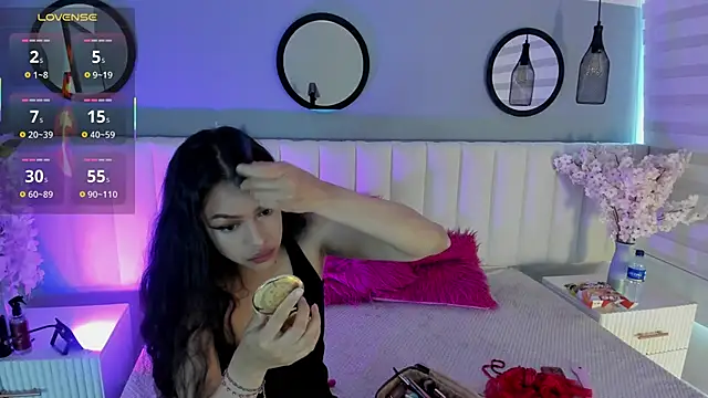 Snapshot of Mila_Hank_ chatting on 30, 11, 2025 Mila Hank online show from 30, 11, 2025