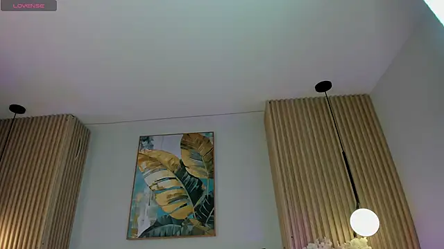 Snapshot of Mila_Hank_ chatting on 24, 3, 2026 Mila Hank online show from 24, 3, 2026