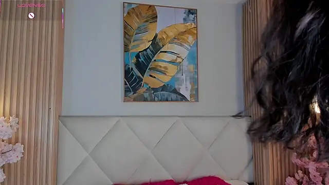 Mila Hank  online show from 11, 5, 2026