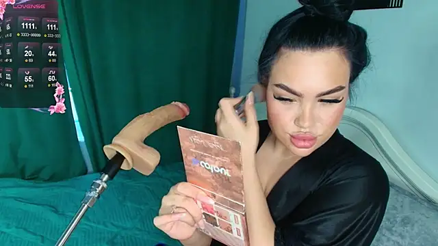 Snapshot of katerine_Monroe chatting on 22, 9, 2025 katerine Monroe online show from 22, 9, 2025