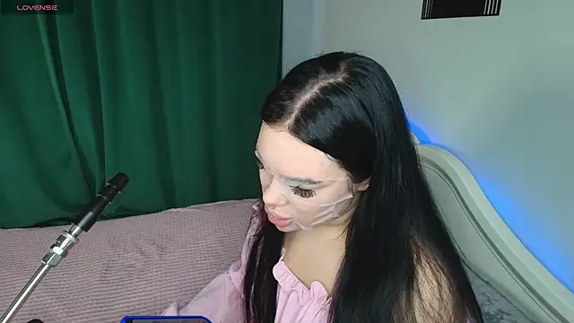 Snapshot of katerine_Monroe chatting on 7, 10, 2025 katerine Monroe online show from 7, 10, 2025