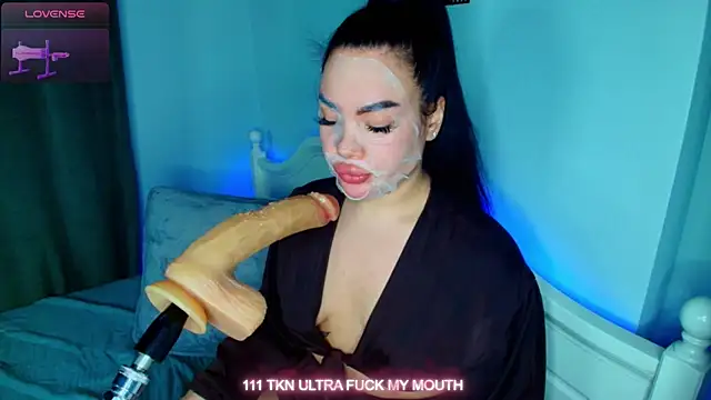 Snapshot of katerine_Monroe chatting on 13, 11, 2025 katerine Monroe online show from 13, 11, 2025