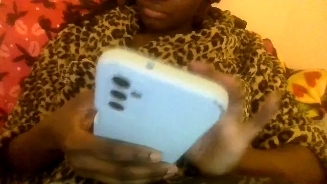 prettymaa online show from 25, 9, 2025