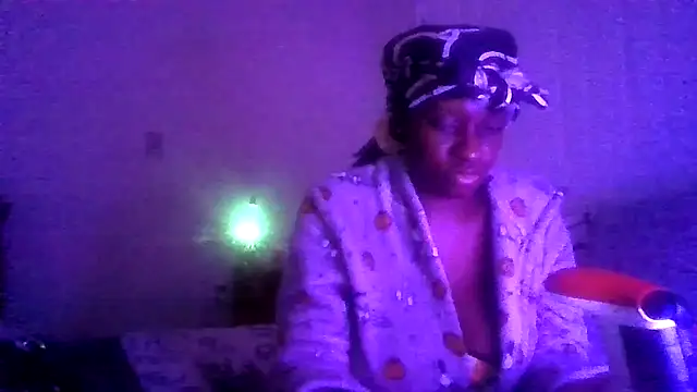 Snapshot of prettymaa chatting on 7, 5, 2026 prettymaa online show from 7, 5, 2026