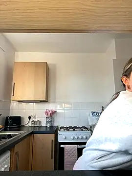 Snapshot of Goldiebaby chatting on 2, 12, 2025 Goldiebaby online show from 2, 12, 2025