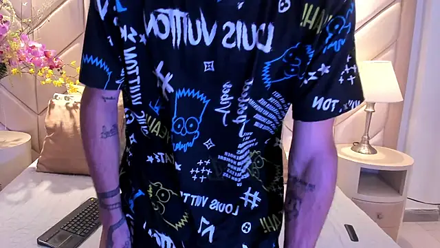 NikoStone  online show from 13, 11, 2025