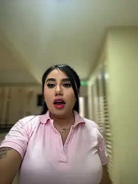 Snapshot of Sophie_Dreamss chatting on 28, 3, 2026 Sophie Dreamss online show from 28, 3, 2026