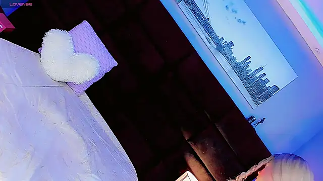 Snapshot of Nauthy_girl chatting on 16, 12, 2025 Nauthy girl online show from 16, 12, 2025