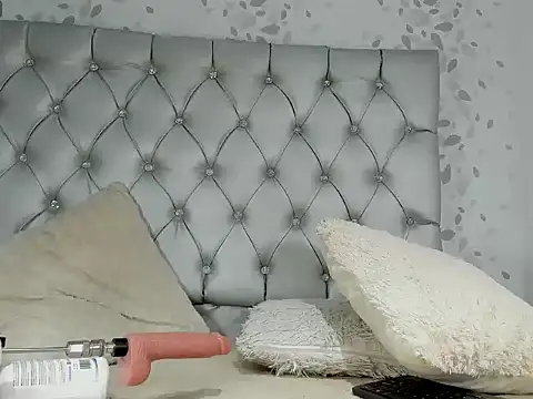 michelle perla online show from 18, 9, 2025