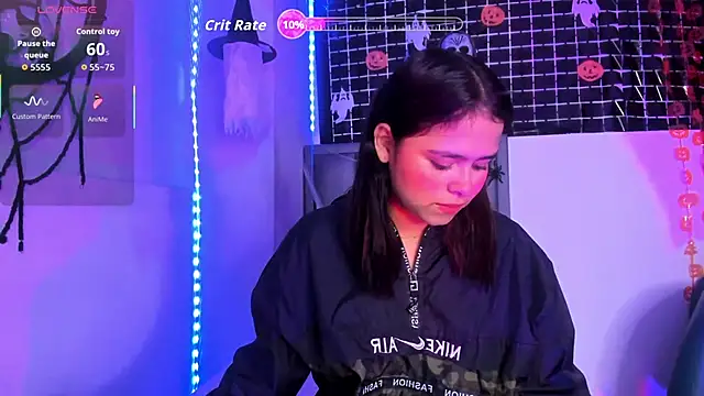 Snapshot of Sofia_villareal chatting on 26, 10, 2025 Sofia villareal online show from 26, 10, 2025