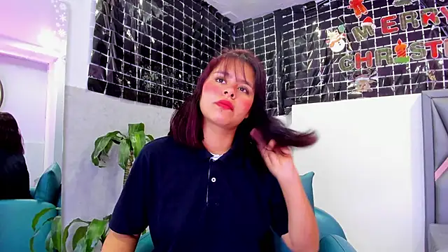 Snapshot of Sofia_villareal chatting on 15, 12, 2025 Sofia villareal online show from 15, 12, 2025