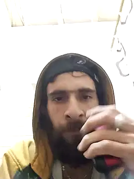 Snapshot of hairy_mannn chatting on 12, 10, 2025 hairy mannn online show from 12, 10, 2025